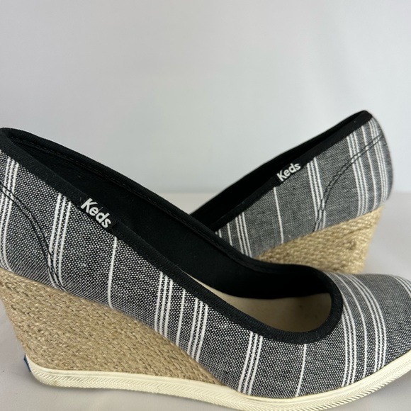 Keds Wedge Sneakers Espadrille Shoe Siza 7.5 Striped Canvas Slip On - Picture 7 of 7